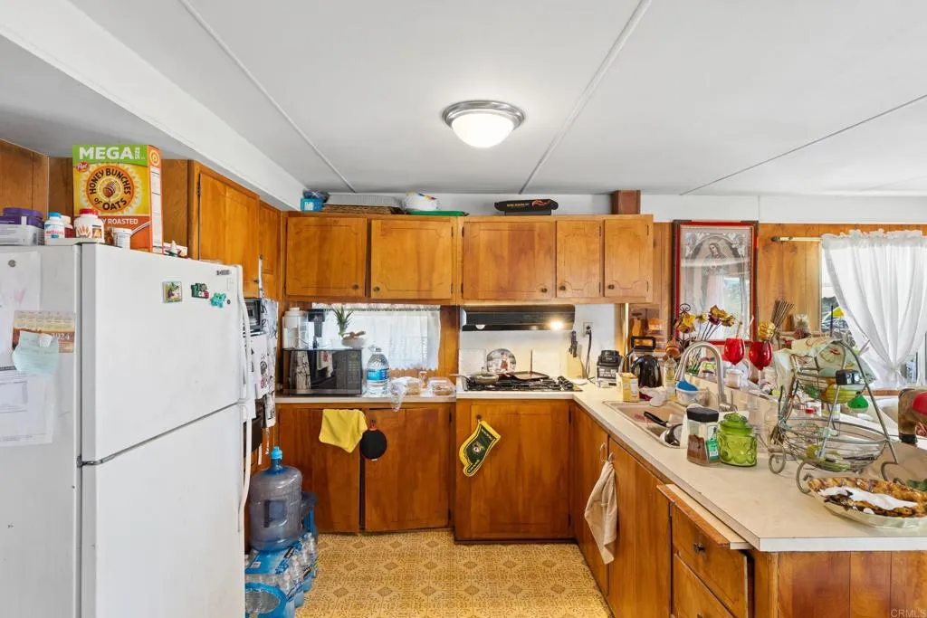 https://cdn.realtyfeed.com/cdn/127/306777076/0af461562ebb436de78b67abede22599.webp