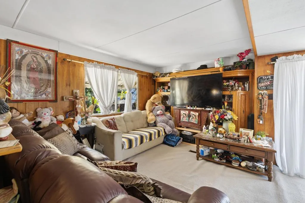 https://cdn.realtyfeed.com/cdn/127/306777076/11e4991888690ab657f427f547f343ab.webp