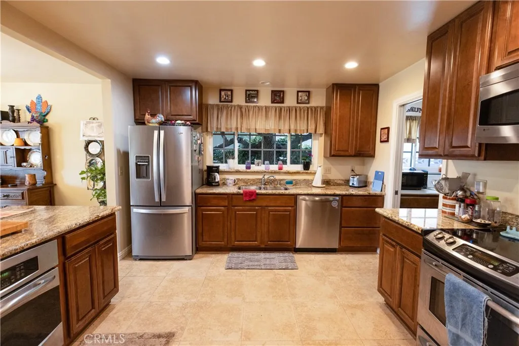 https://cdn.realtyfeed.com/cdn/127/306777111/01000d218bcc829bde593f739e21c956.webp