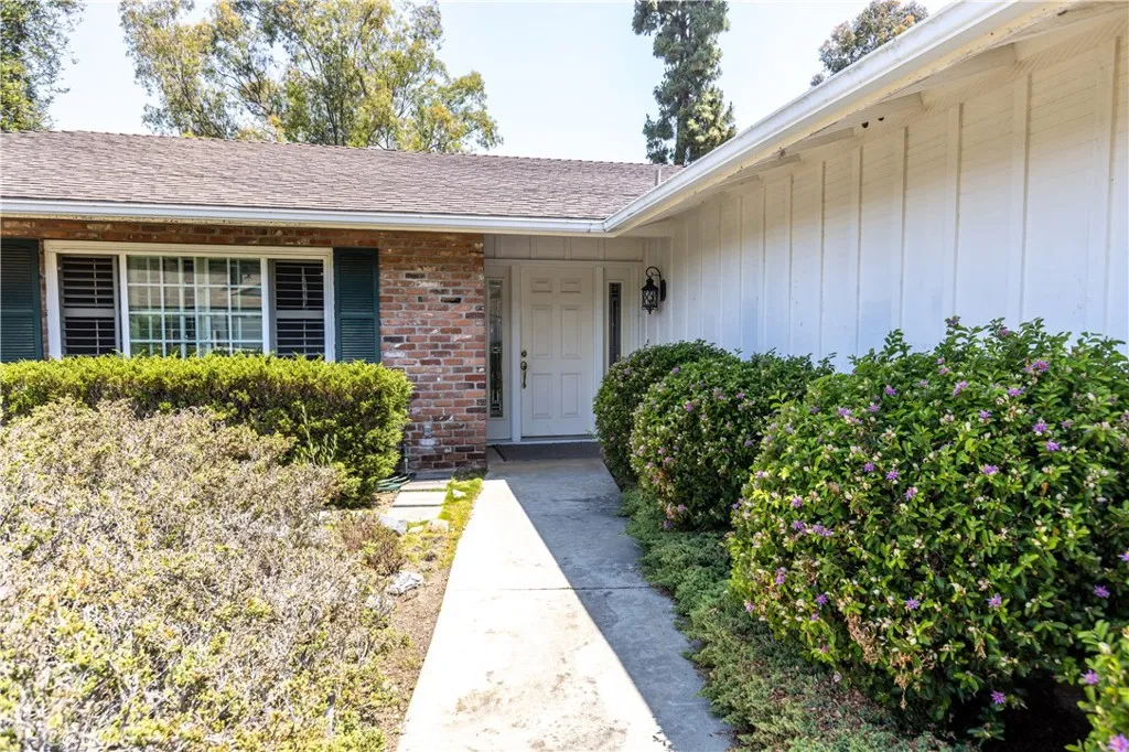 1276 San Pablo Drive, San Marcos, CA 92078 - Photo 3 of 33, San Marcos, CA