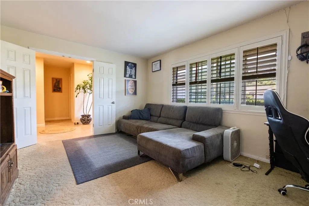 https://cdn.realtyfeed.com/cdn/127/306777111/46ce3007a88a21802ea6f231342f9355.webp