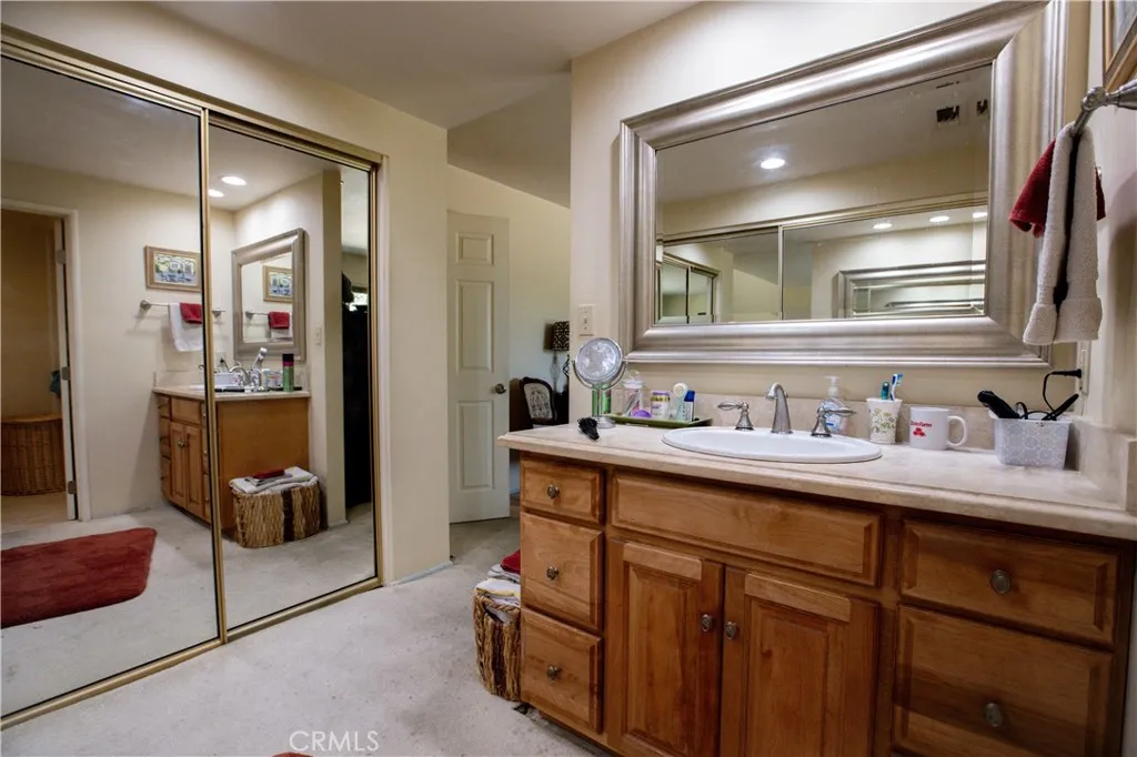 https://cdn.realtyfeed.com/cdn/127/306777111/4b8b742e6ad0fe2fa9b4a6e179033de5.webp