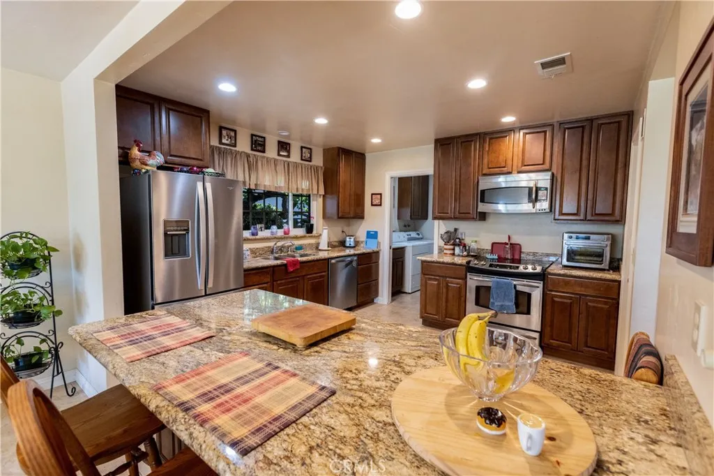 https://cdn.realtyfeed.com/cdn/127/306777111/5d59c08e0a7a2d049ff82d62dca18414.webp