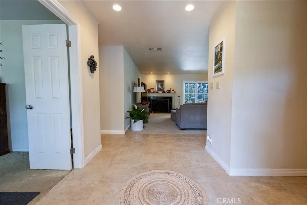 1276 San Pablo Drive, San Marcos, CA 92078 - Photo 4 of 33, San Marcos, CA