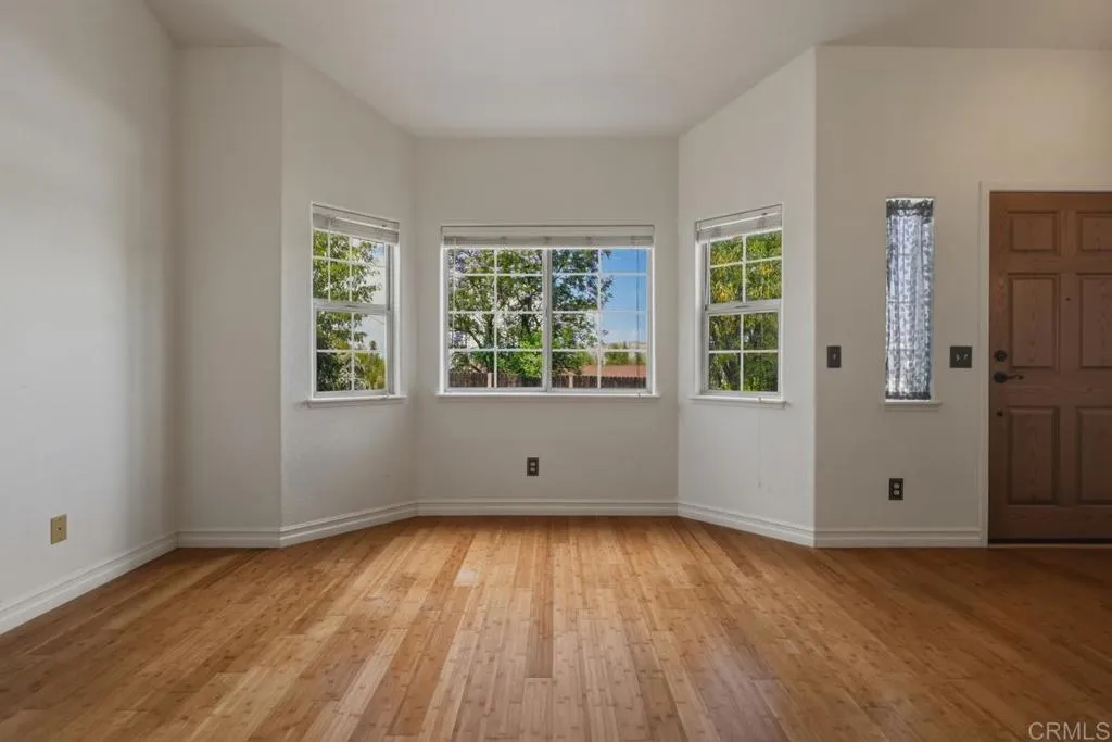 https://cdn.realtyfeed.com/cdn/127/306777137/19deff79b3cae86c6005ed3ca7981c3f.webp
