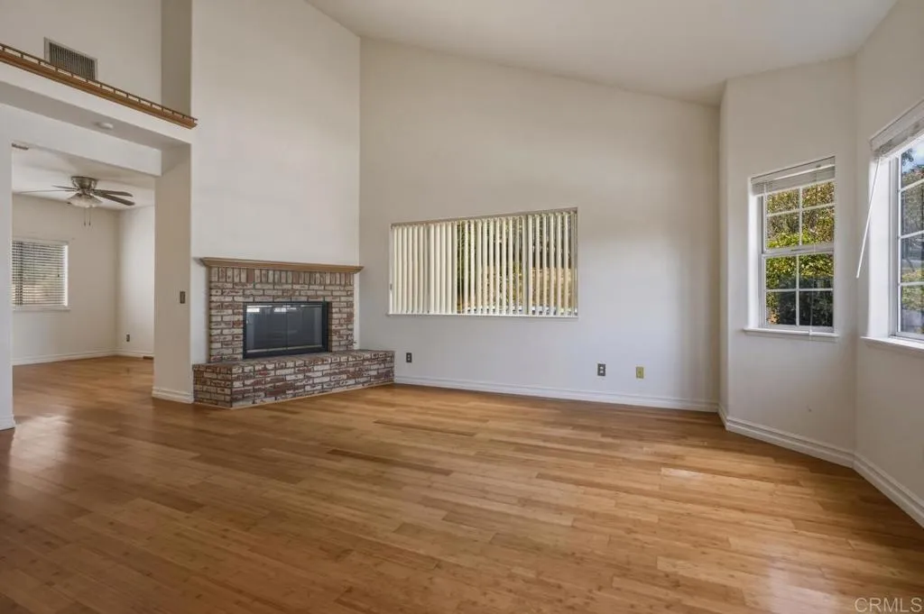https://cdn.realtyfeed.com/cdn/127/306777137/503498ee91b4a61b4daabc698eeb0df9.webp