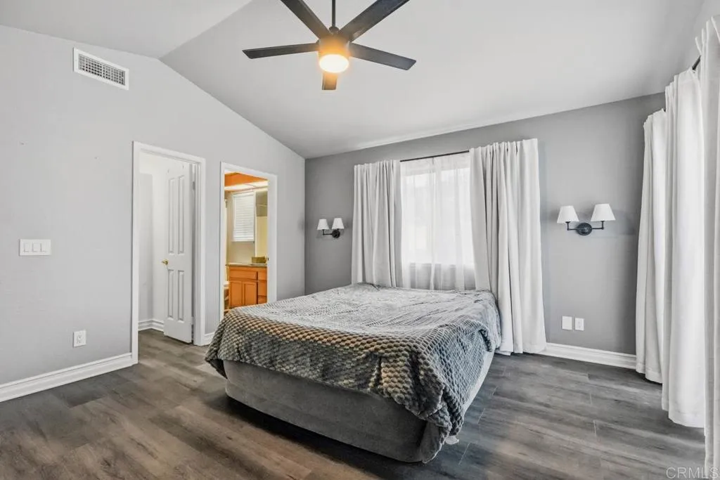 https://cdn.realtyfeed.com/cdn/127/306777137/a8db3d73186f664c46864c8790fe2e08.webp