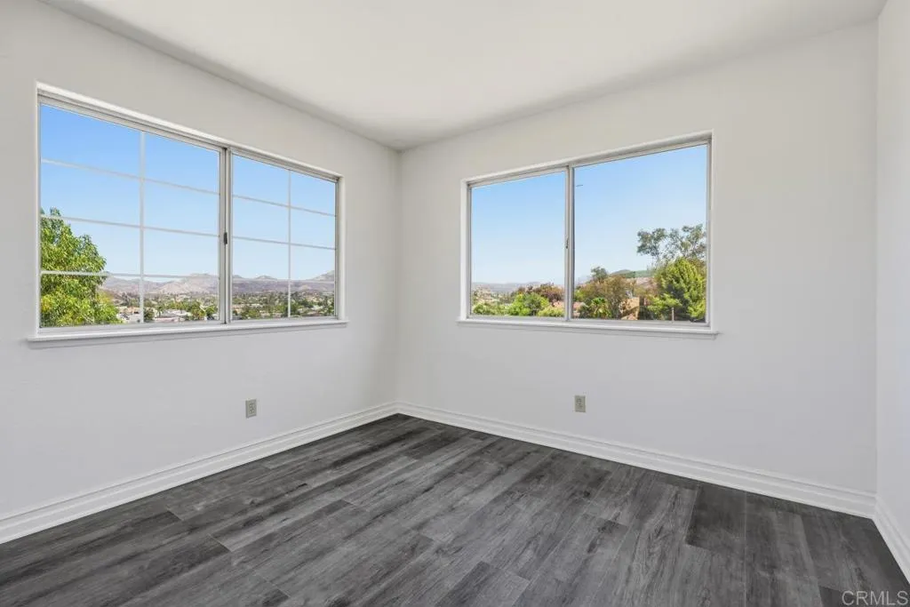 https://cdn.realtyfeed.com/cdn/127/306777137/ac17dc0a8187e2d98e1c48243aafb9f0.webp