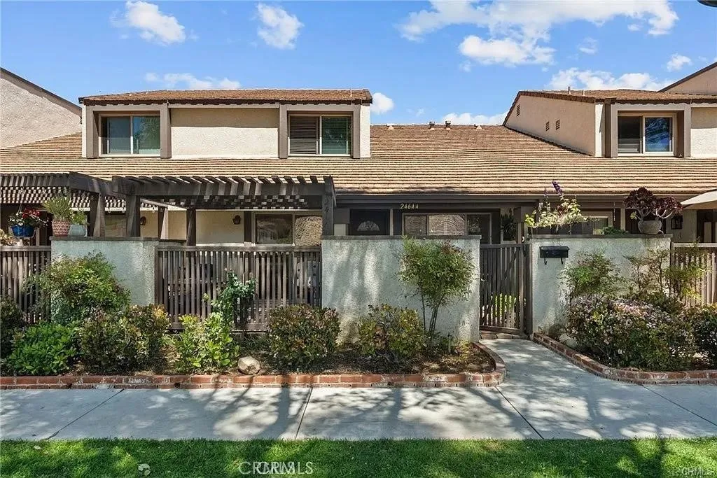 Valencia, CA 91355