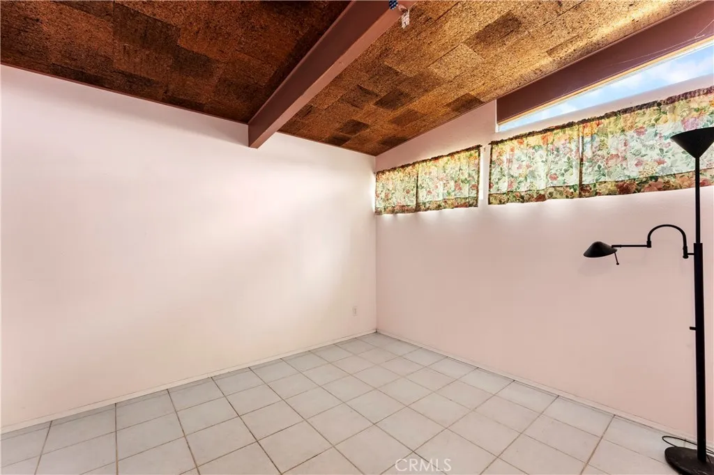 https://cdn.realtyfeed.com/cdn/127/306777164/74b48f9b8c932bd2f1f2b3775ce4ae62.webp