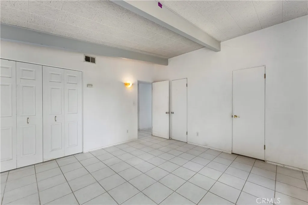 https://cdn.realtyfeed.com/cdn/127/306777164/83321b84018f07f42f0f8429e6cf63a2.webp