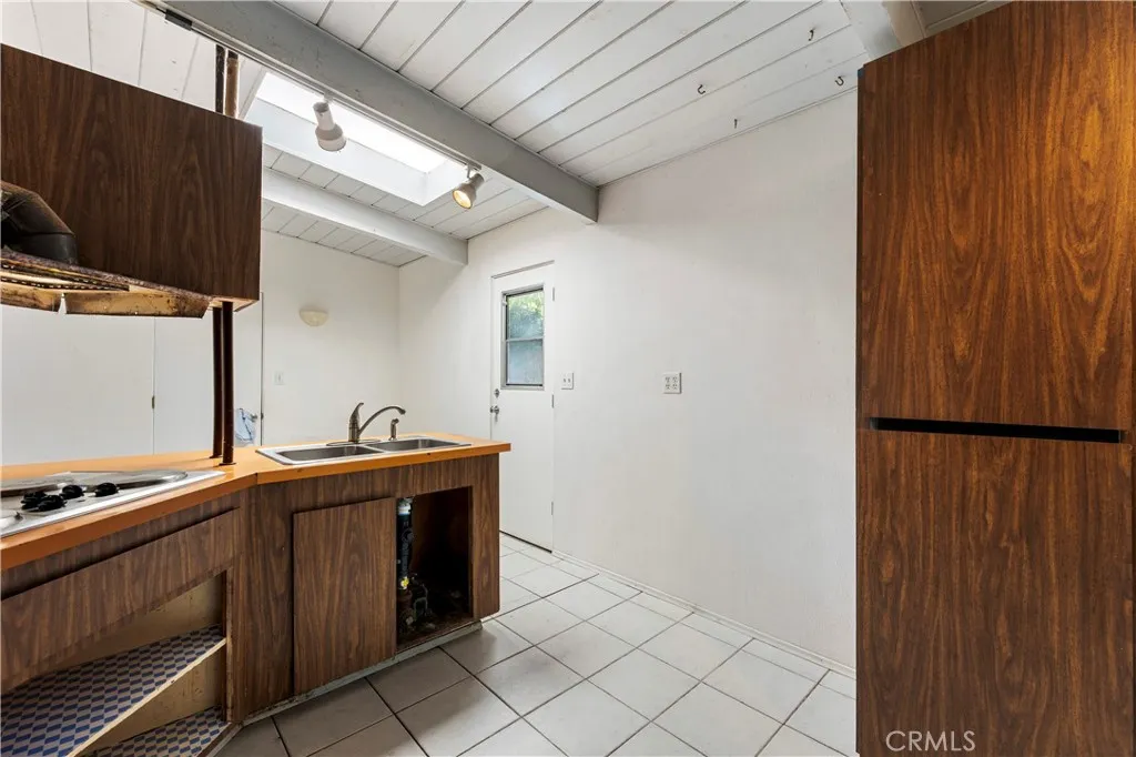 https://cdn.realtyfeed.com/cdn/127/306777164/cacf4fab5aa2ae58dcb4ddb5f7e0e2d3.webp
