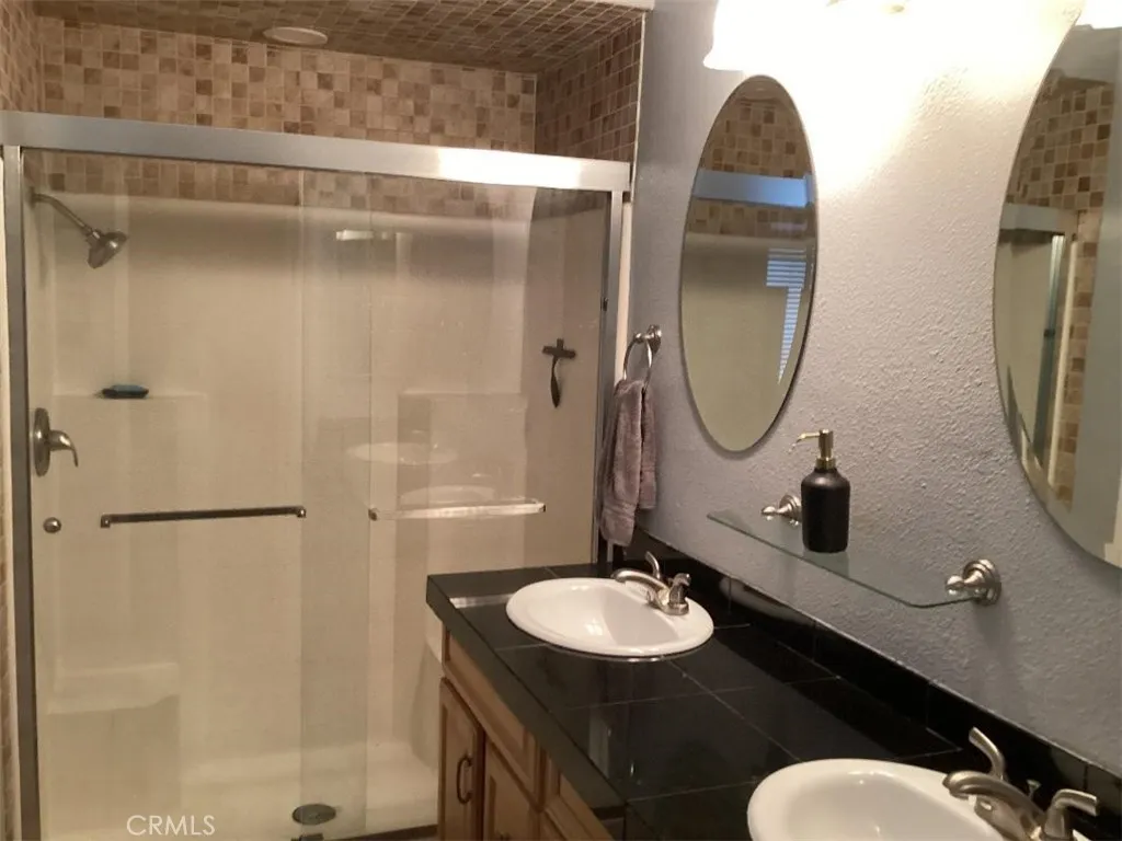 Photo #25: TR26162556 Listing: Photo #25