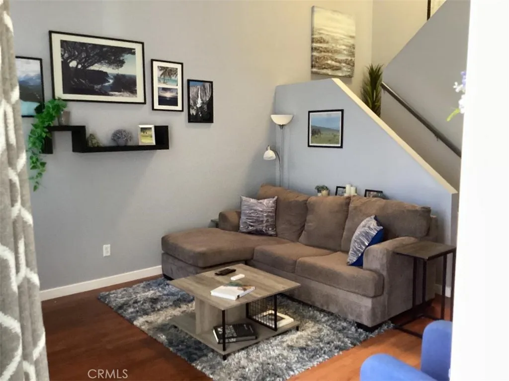 https://cdn.realtyfeed.com/cdn/127/306777242/8f8e29b51371459dd857fc63a11ff2d9.webp