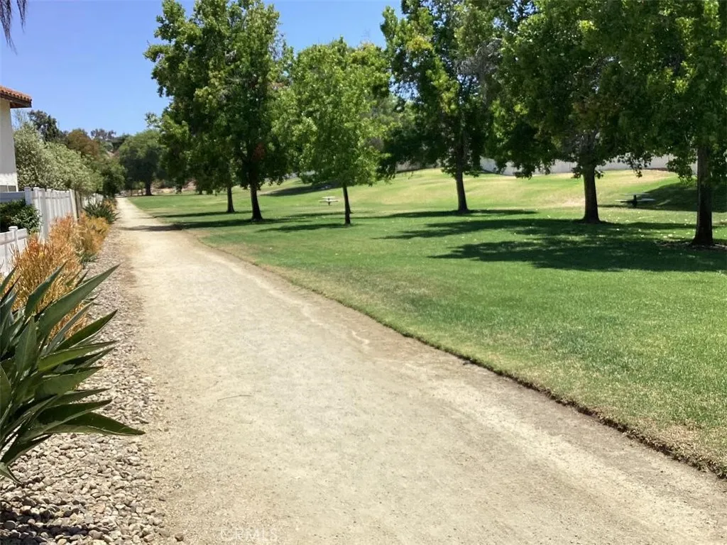 Photo #34: TR26162556 Listing: Photo #34