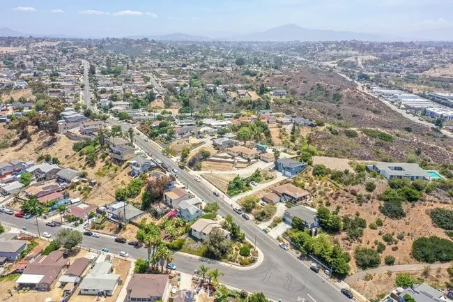 https://cdn.realtyfeed.com/cdn/127/306777249/6cc1cf1a7a5528463d1b89dfa82d3e1d.webp