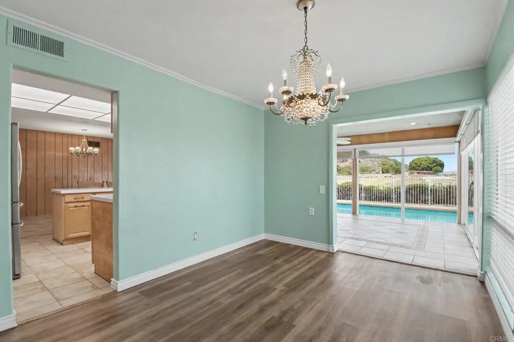 https://cdn.realtyfeed.com/cdn/127/306777268/0b7cc9a58efb7f70d6310c04ae10fa86.webp
