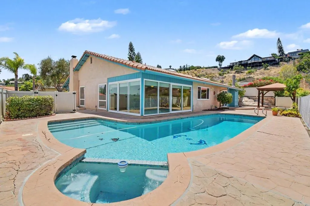 https://cdn.realtyfeed.com/cdn/127/306777268/3e622c74ba7105d450eeda305f3843f1.webp
