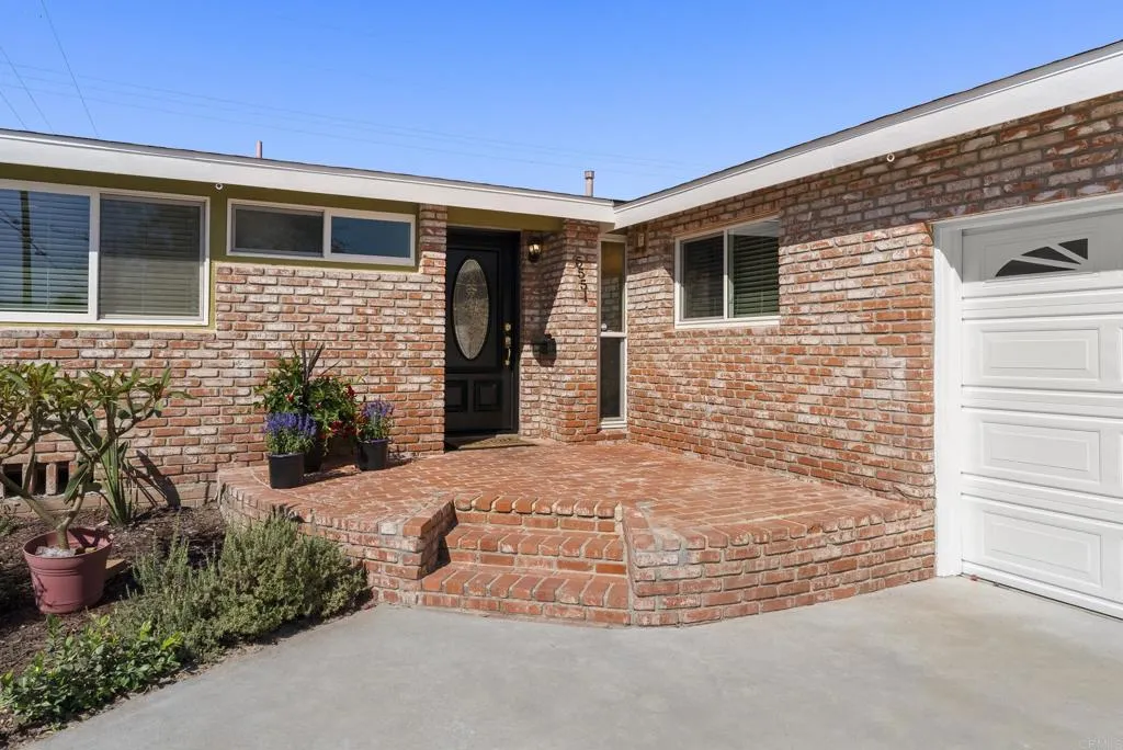 https://cdn.realtyfeed.com/cdn/127/306777295/62673ca08692b636cd51da88f07771a6.webp