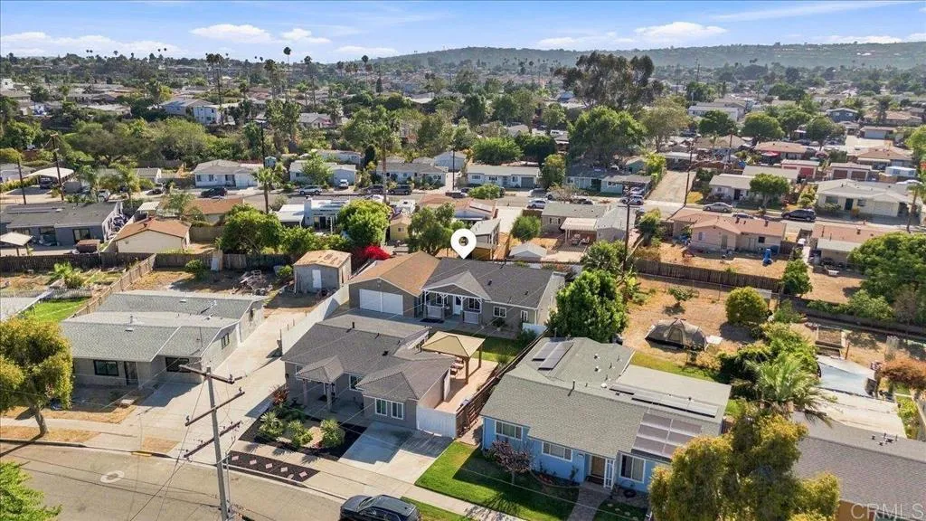 https://cdn.realtyfeed.com/cdn/127/306777342/50aaa6dfe13d82238b5d17b512b56858.webp