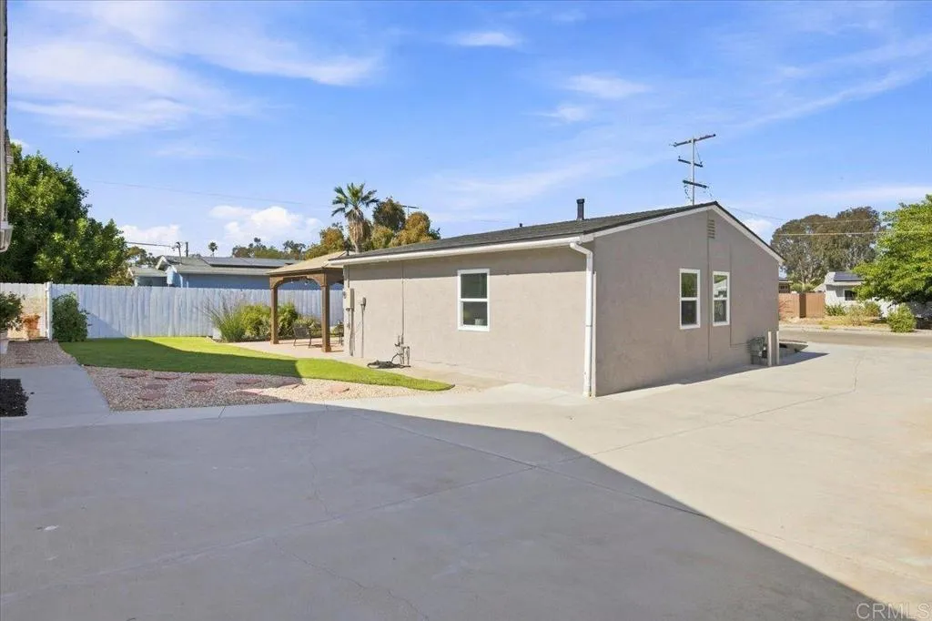 https://cdn.realtyfeed.com/cdn/127/306777342/79216be4324fcfd12b9dded44d6855fd.webp