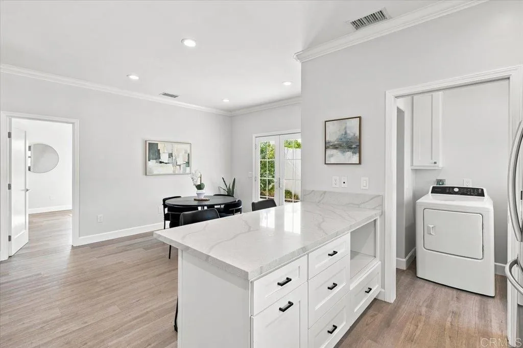 https://cdn.realtyfeed.com/cdn/127/306777342/eedabba46c03946714c6d42d5651e7b0.webp