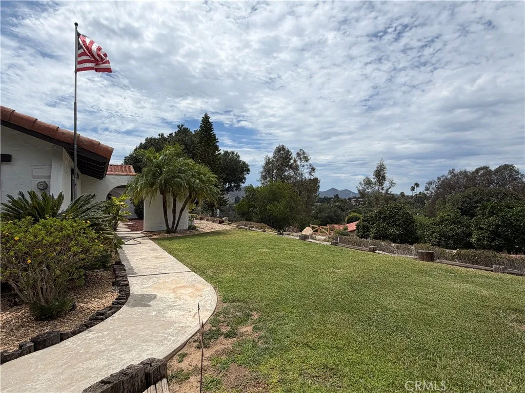 https://cdn.realtyfeed.com/cdn/127/306777368/02dbfd7dd7afb274984dcbad1bce57f3.webp