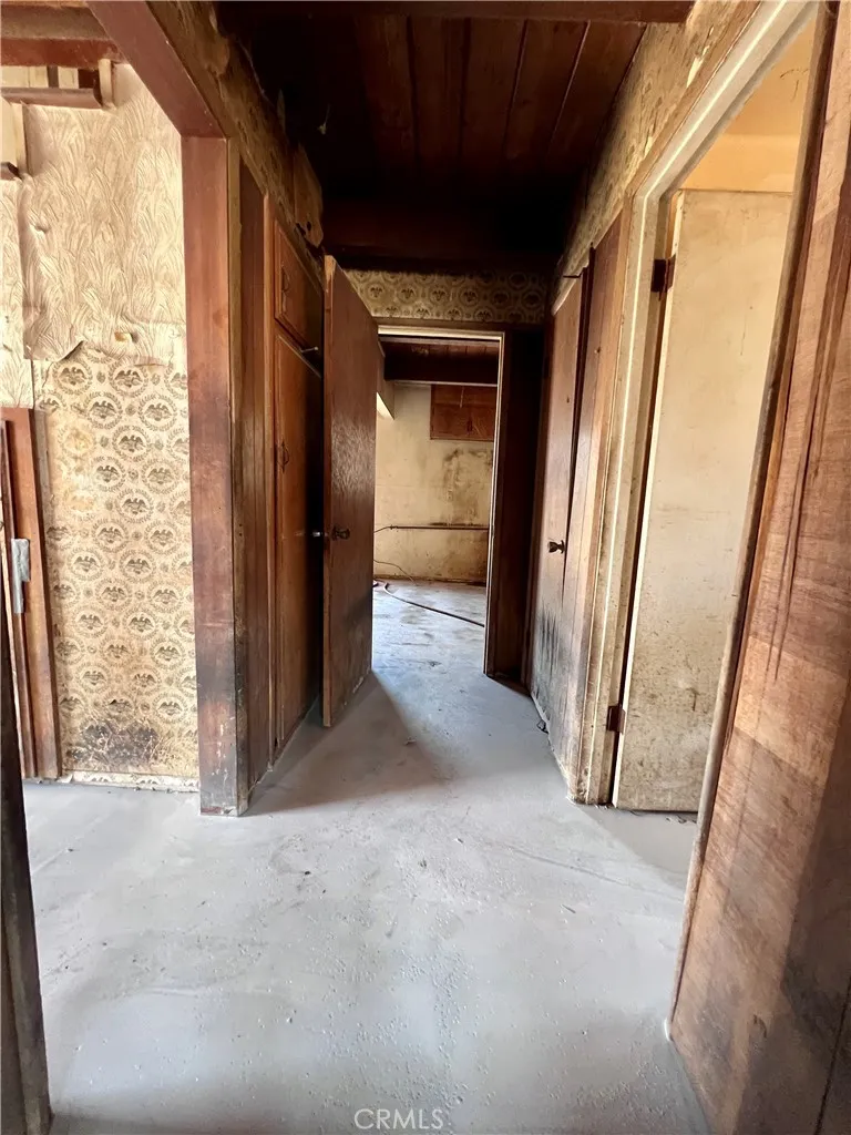 https://cdn.realtyfeed.com/cdn/127/306777415/1bfdf3b7641a219a1ff9f613b63bb79b.webp