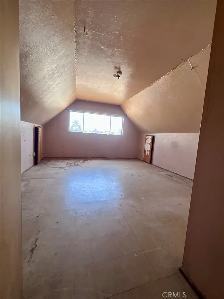 https://cdn.realtyfeed.com/cdn/127/306777415/bff54f51695569a438195b819499ed51.webp