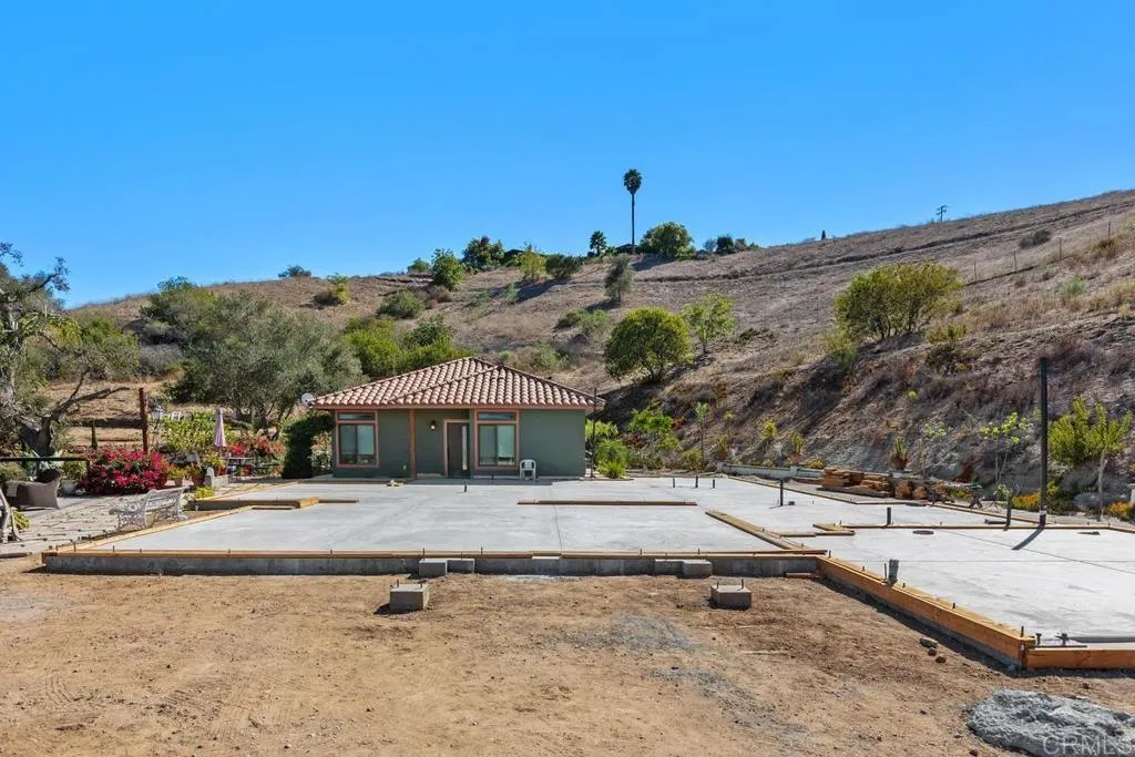 Fallbrook, CA 92028