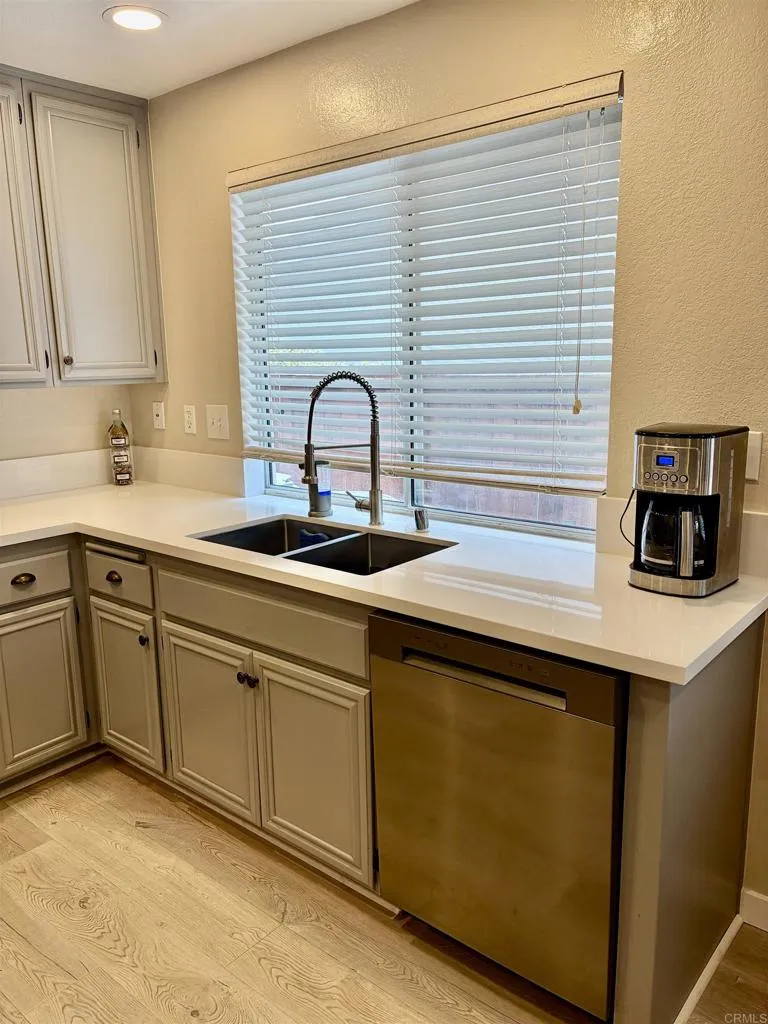 https://cdn.realtyfeed.com/cdn/127/306777459/7d6927c65881cc36e0d9d38d3d26b9c0.webp