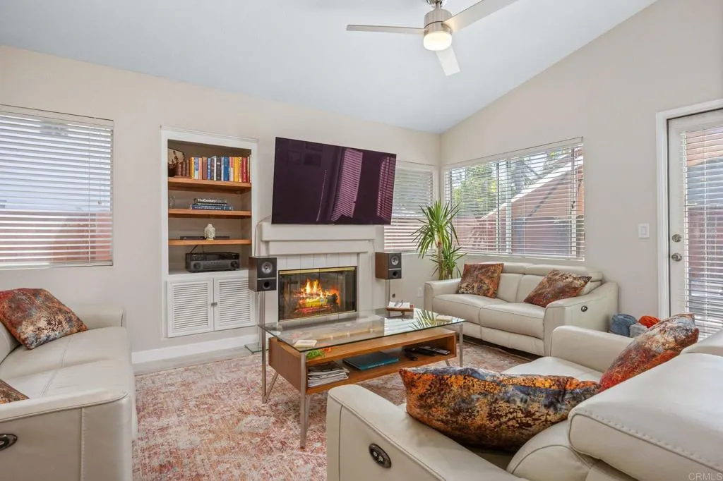 https://cdn.realtyfeed.com/cdn/127/306777459/a019c8f136588a937b98860f702a8956.webp
