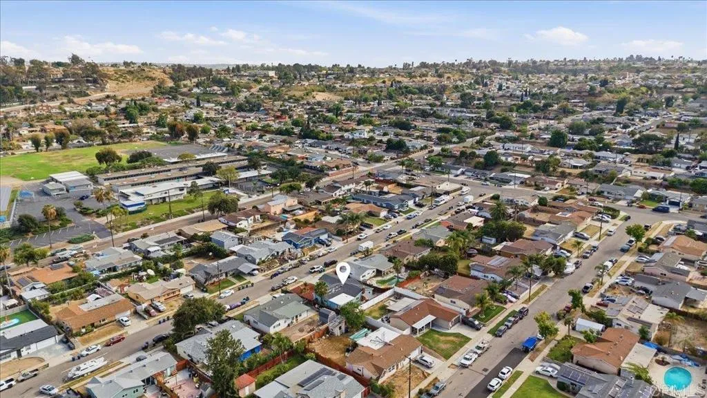 https://cdn.realtyfeed.com/cdn/127/306777483/14dd175b5da0a9d77f471f18bcd93296.webp