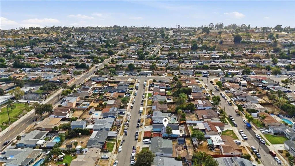 https://cdn.realtyfeed.com/cdn/127/306777483/f762afaf1028ac152b9404434f4d7938.webp