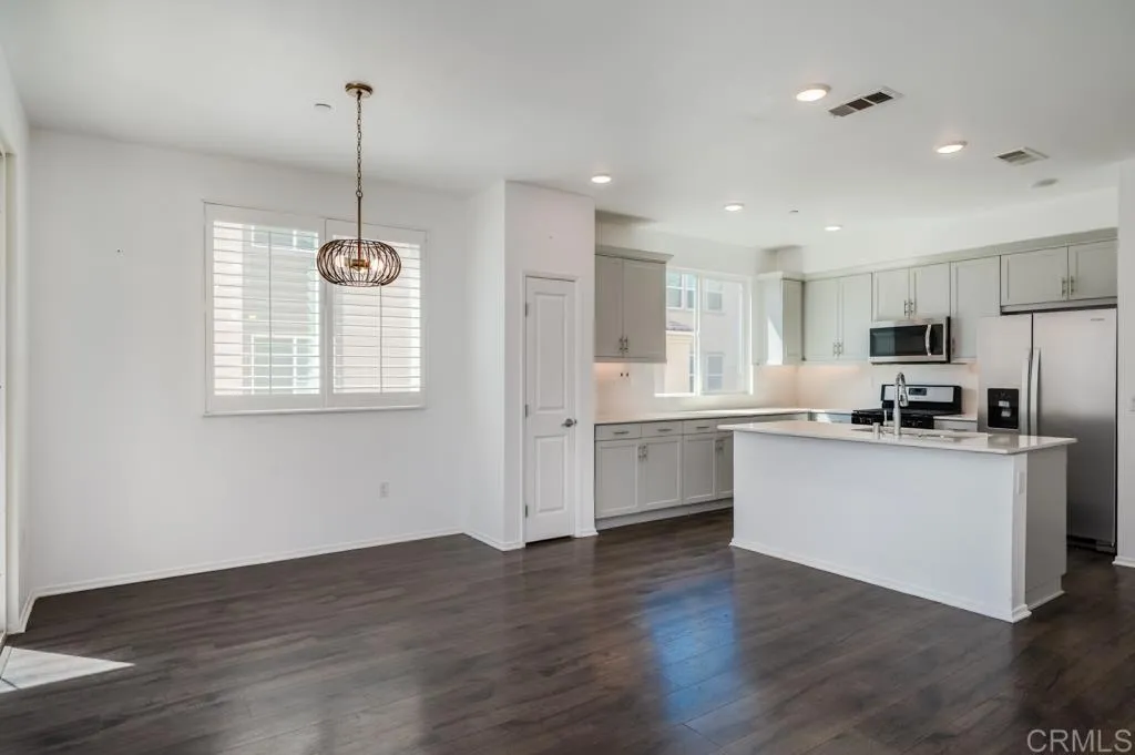 Photo #10: PTP2605636 Listing: Photo #10