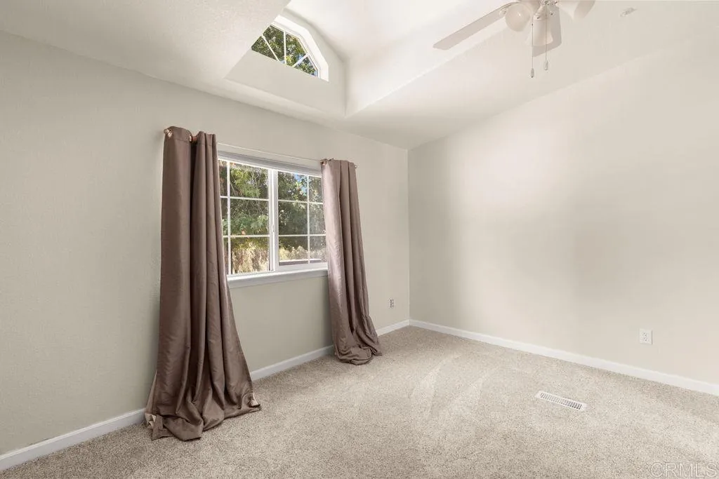 https://cdn.realtyfeed.com/cdn/127/306777555/3ea7b63edc3fccf511341acf8d4e2bb2.webp