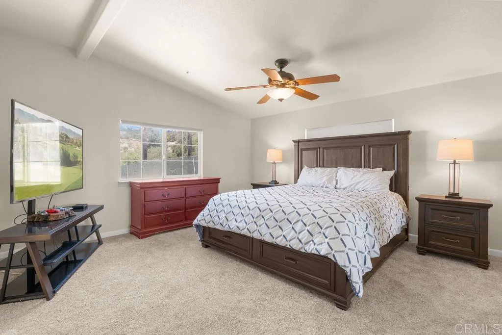 https://cdn.realtyfeed.com/cdn/127/306777555/b4eac2b97466783ef9874e9ddd81ec09.webp