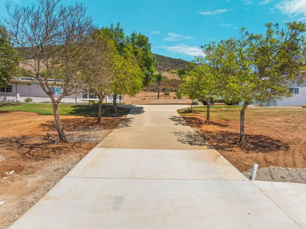 2051 Rainbow Glen Road, Fallbrook, CA 92028 - Photo 4 of 50, Fallbrook, CA
