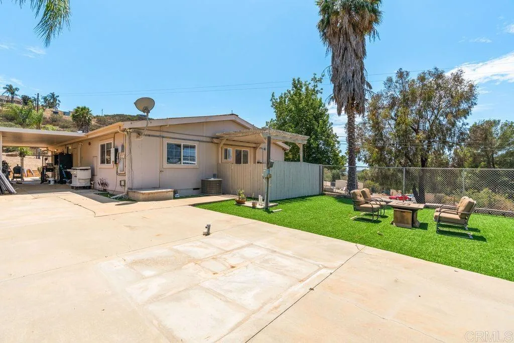 https://cdn.realtyfeed.com/cdn/127/306777555/d992a07bb06baa7fa0b9aa0ff918270a.webp