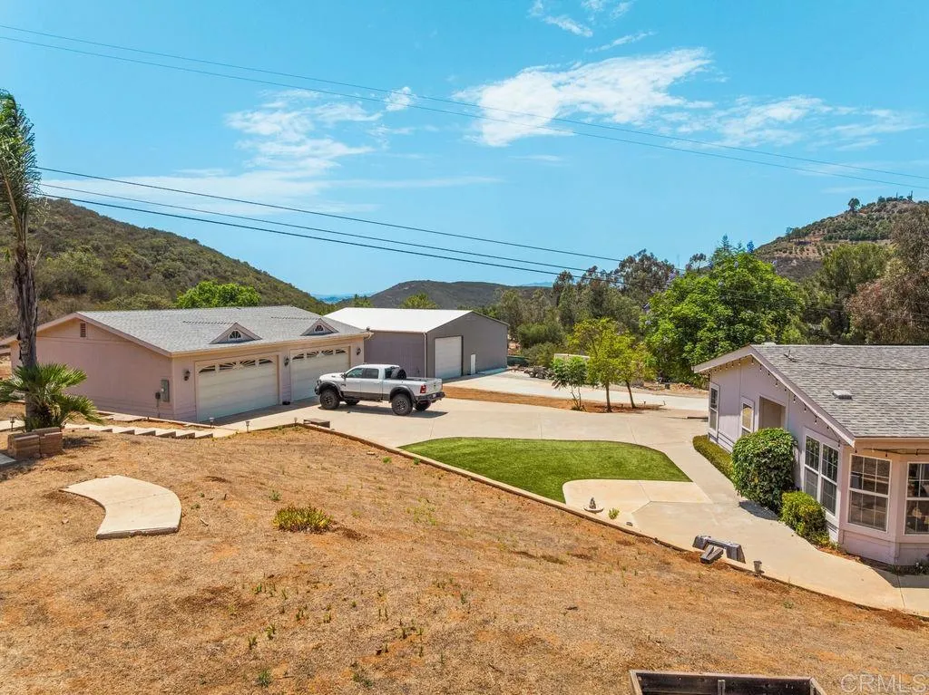 https://cdn.realtyfeed.com/cdn/127/306777555/f7f58530f1e16246404e357594e478c9.webp