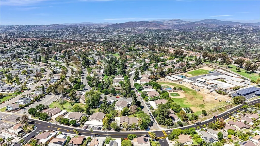 https://cdn.realtyfeed.com/cdn/127/306777559/1eff04c0a77a7cf7fed2577e7cd030a8.webp
