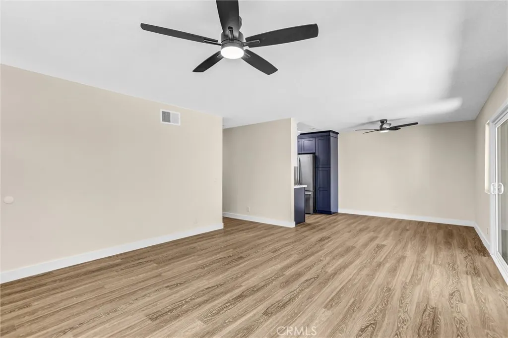 https://cdn.realtyfeed.com/cdn/127/306777559/43215edbef2c07cf77d884218c56791c.webp