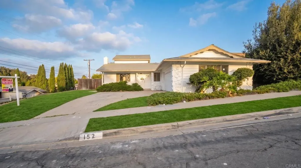 https://cdn.realtyfeed.com/cdn/127/306777645/1d4e984d180ac8bcf5cebda7fb586f07.webp