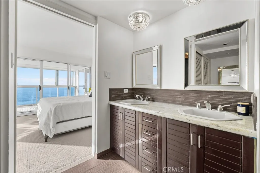 https://cdn.realtyfeed.com/cdn/127/306777654/3aa210b40b4fdd5d432f22b11205997e.webp