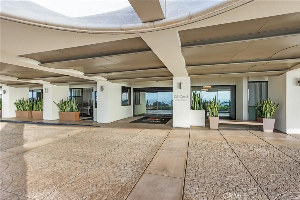 https://cdn.realtyfeed.com/cdn/127/306777654/4372afbf0a4b71c6c9475825734045b1.webp