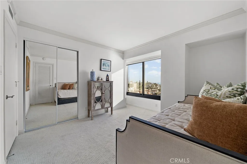 https://cdn.realtyfeed.com/cdn/127/306777654/55eeba1104c14246f01fc96ddecbe66b.webp