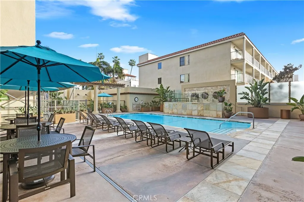 https://cdn.realtyfeed.com/cdn/127/306777654/6aa1d39ef79004ba9c4d62fa3efce94b.webp
