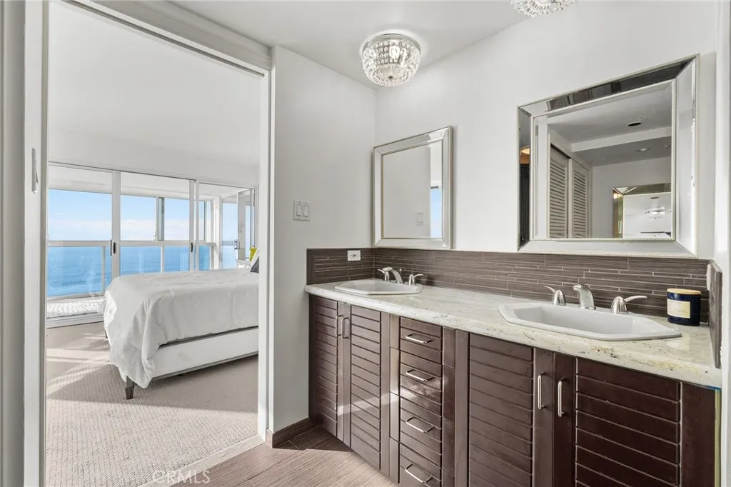 https://cdn.realtyfeed.com/cdn/127/306777654/952193ebe0dcb9bf2707edd7cc814352.webp