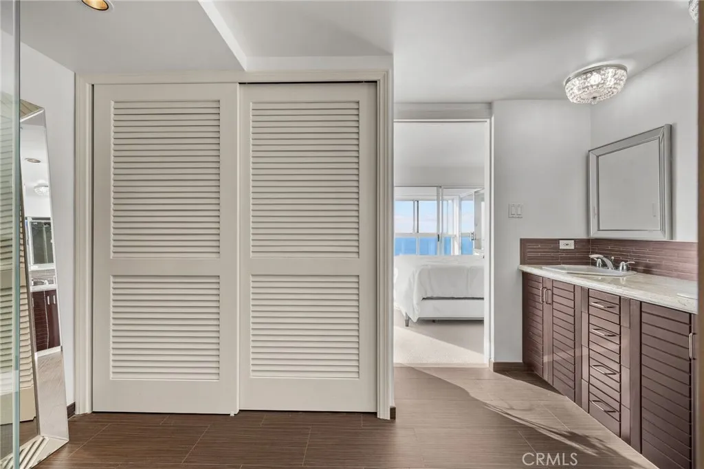 https://cdn.realtyfeed.com/cdn/127/306777654/bc13f7832f32485fc49e10b182179f3e.webp