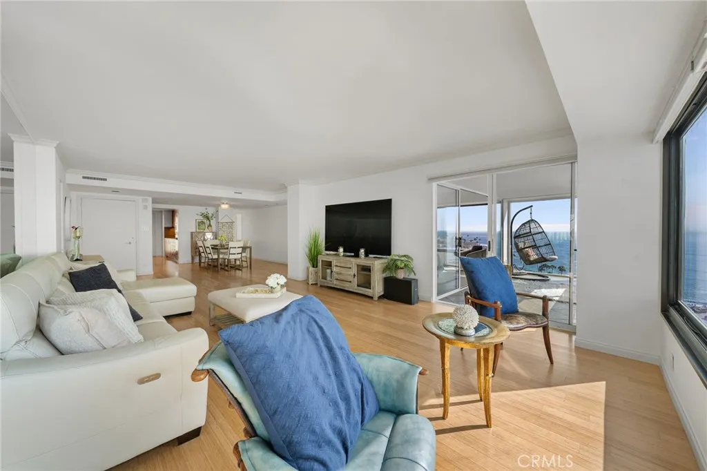 https://cdn.realtyfeed.com/cdn/127/306777654/bfa0f6f8e4f6ad7bf0247e92c2a90986.webp